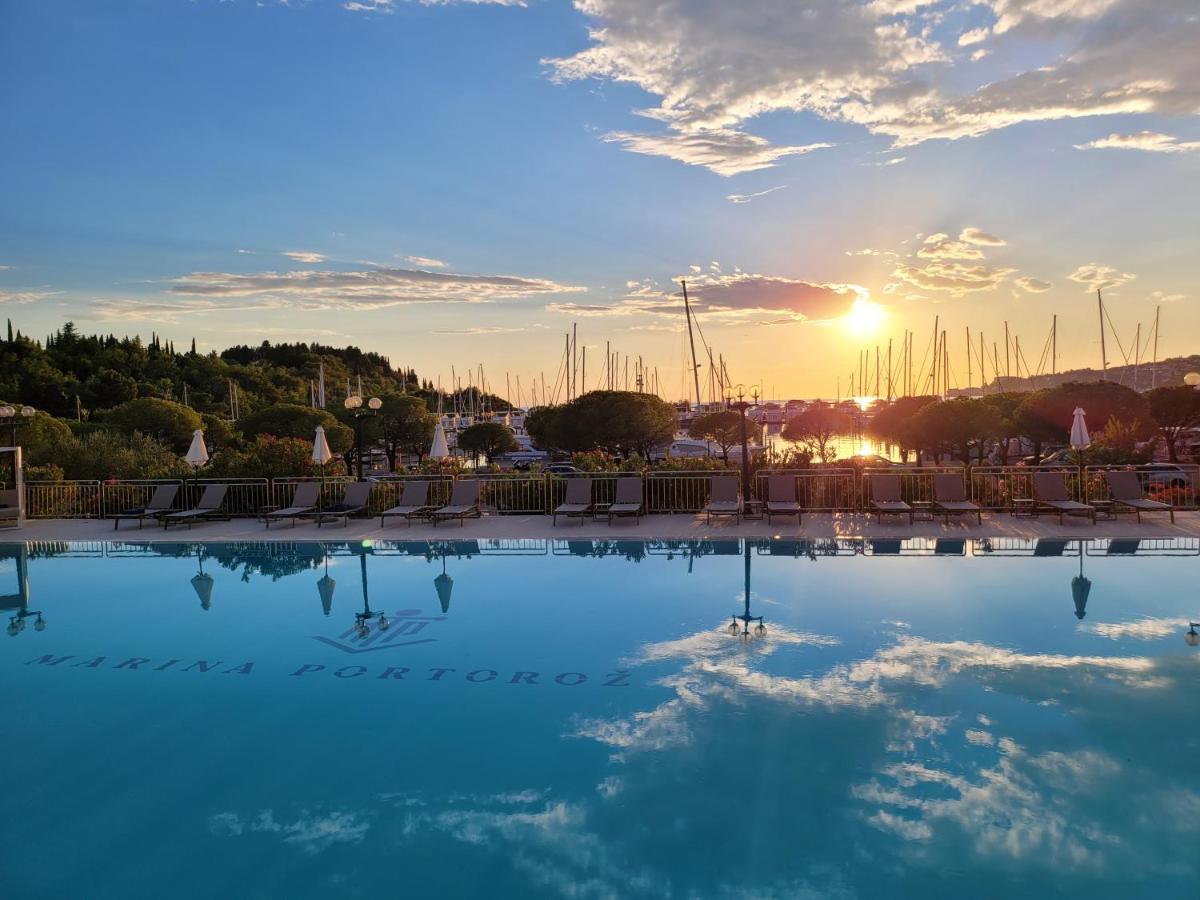 Sea Resort Marina Portoroz Bagian luar foto